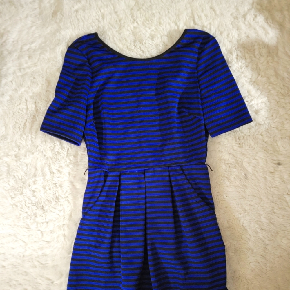 Blue and Black stripped Speeckles dress